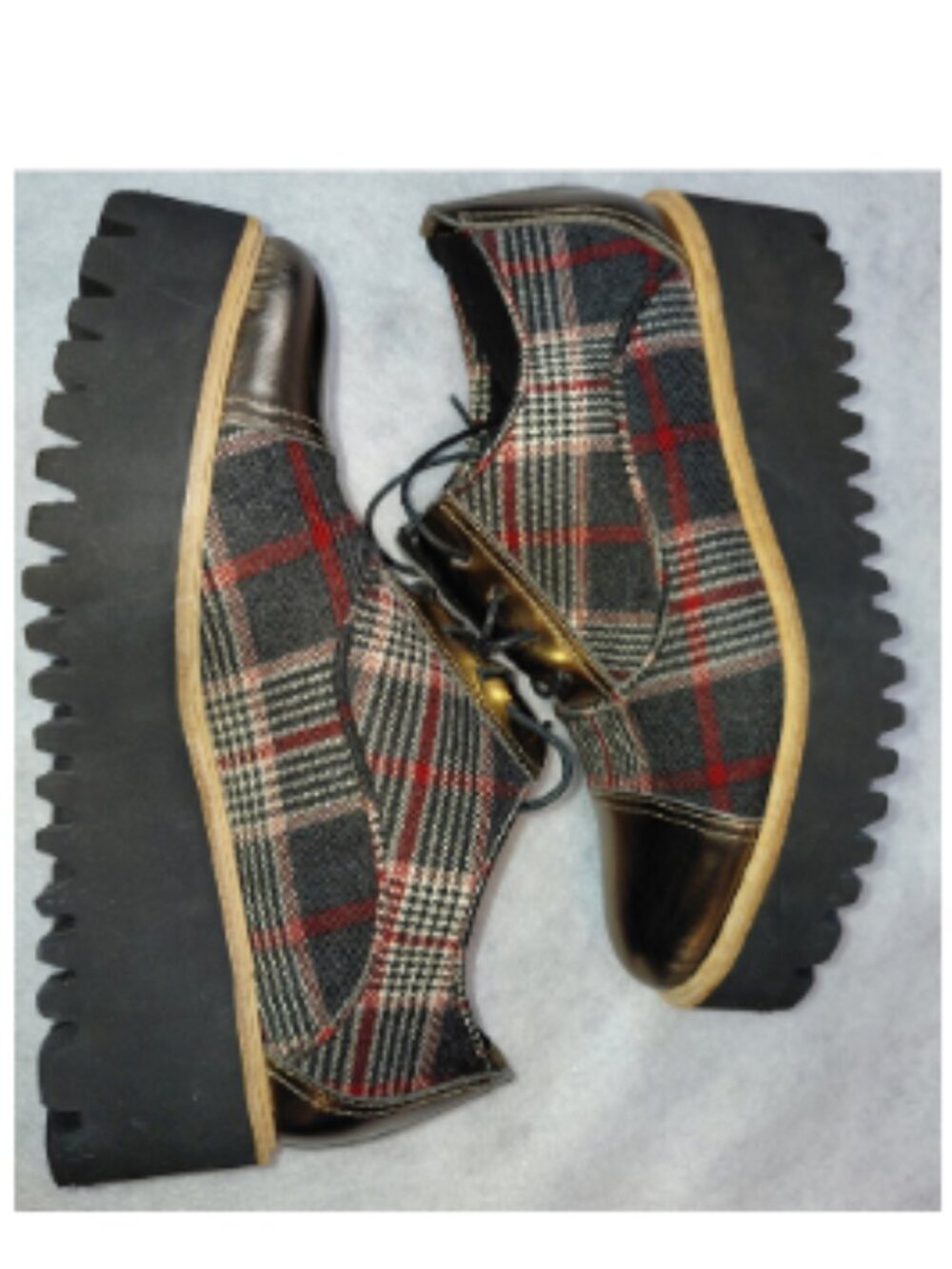 ALL BLACK Plaid Oxfords w/ Gold Patent Toe and Heel Women's Size 8 - Picture 7 of 13